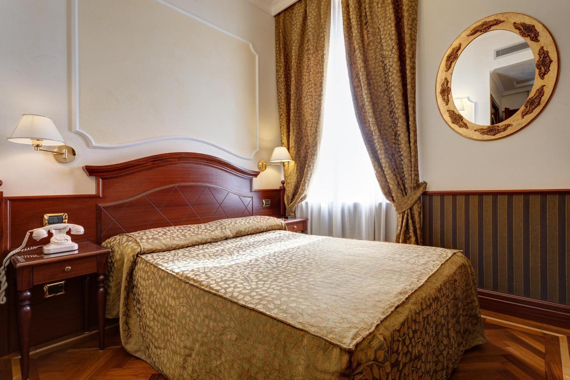 Small Double Room,72116681:JPEG