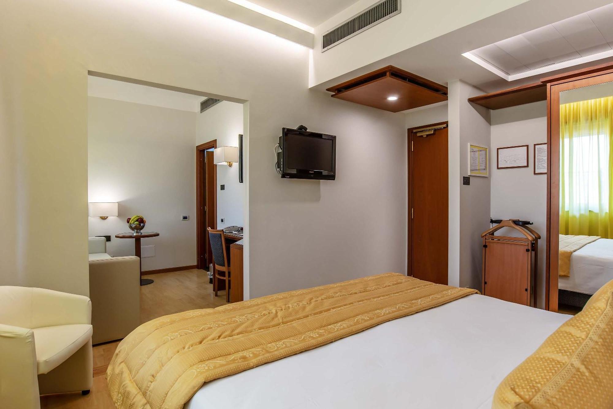 Suite Annex