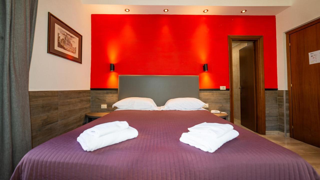 Large Single Room