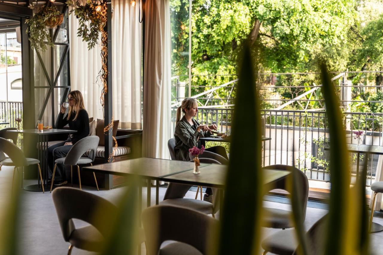 Superior Double or Twin Room Garden View
