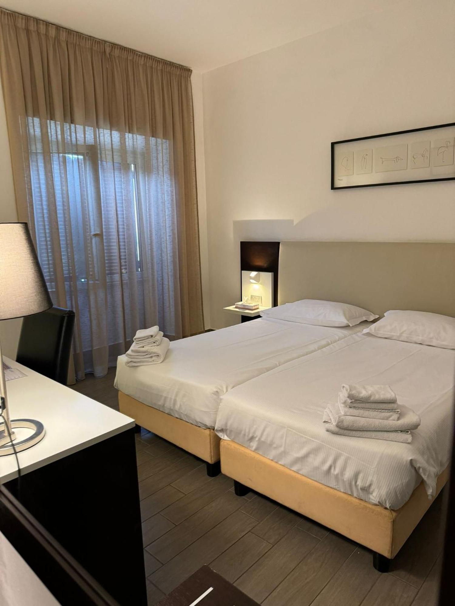Double Room Open Sport Pool Access,1574696297:JPEG