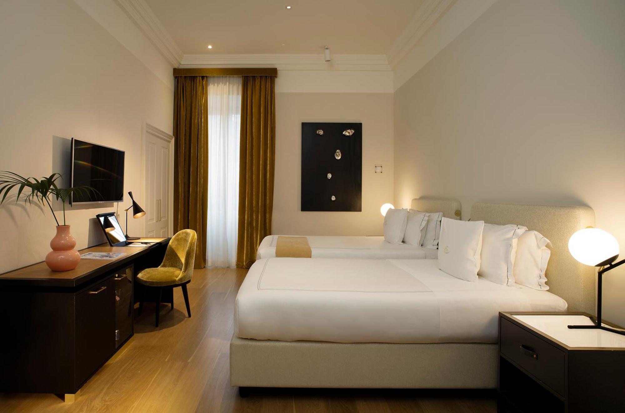Luxury Triple Room