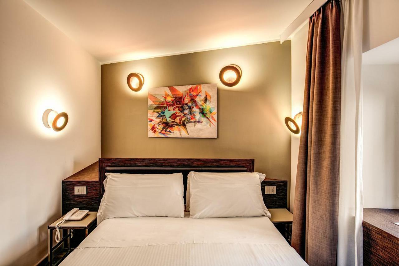 Double or Twin Room,1437429277:JPEG