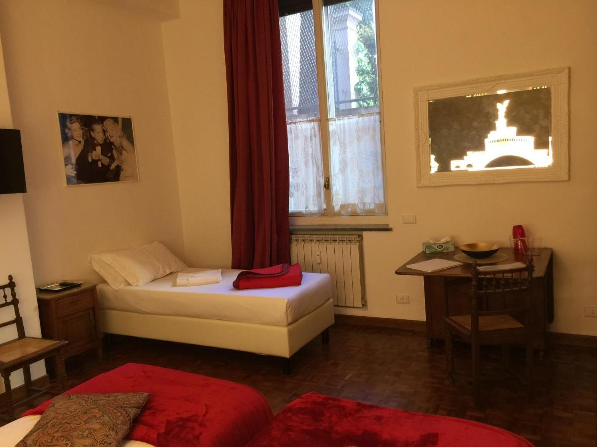 Triple Room with Bathroom