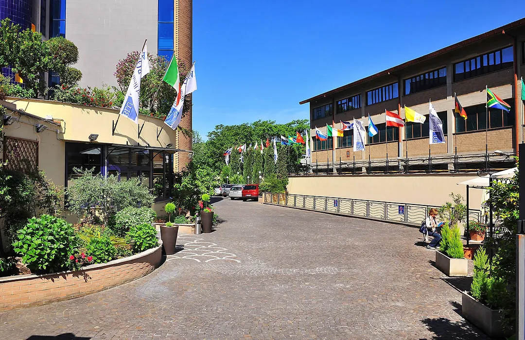 Best Western Blu Hotel Roma-1