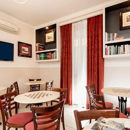 Budget Rooms Des Arts-3