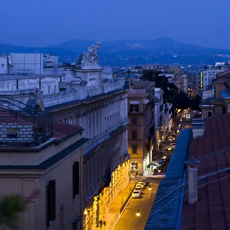 Marcella Royal Hotel - Rooftop Garden-2