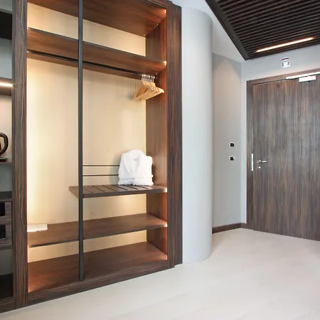 The Hive Hotel-2