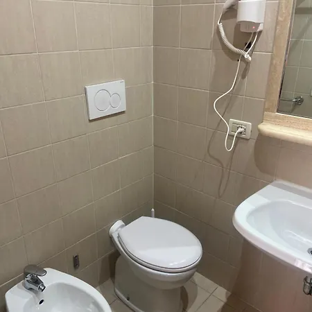 Hotel Center 3-2