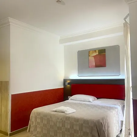 Hotel Center 2-2