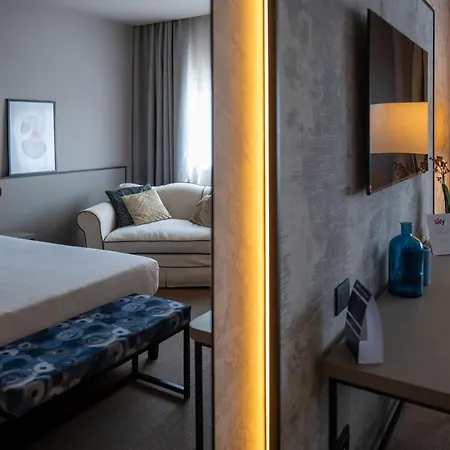 Bv Hotel Oly-2