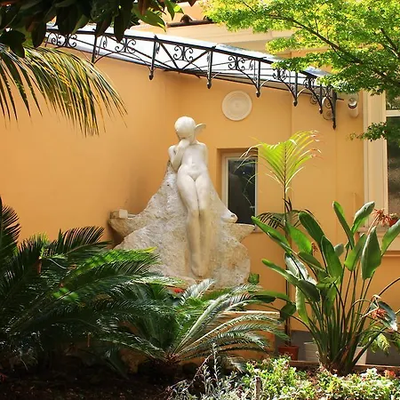 Hotel Villa Torlonia-3